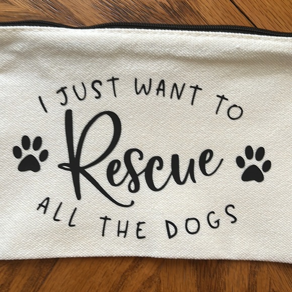 Cosmetic Bag - RESCUE ALL THE DOGS (: New - Picture 1 of 14